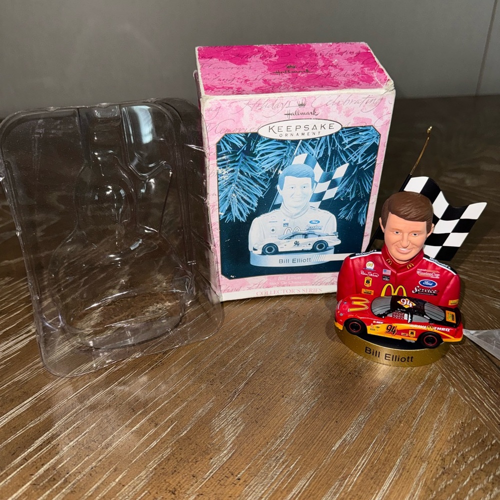 Hallmark Keepsake Nascar Bill Elliott Mcdonalds Christmas Tree Ornament 1999‎ 94